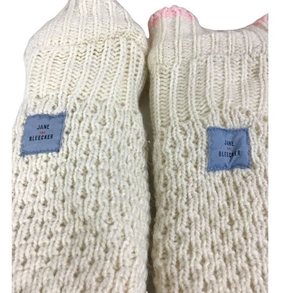 Jane and Bleecker Sherpa Lined Cream Animal Slipper Socks - Picture 3 of 4